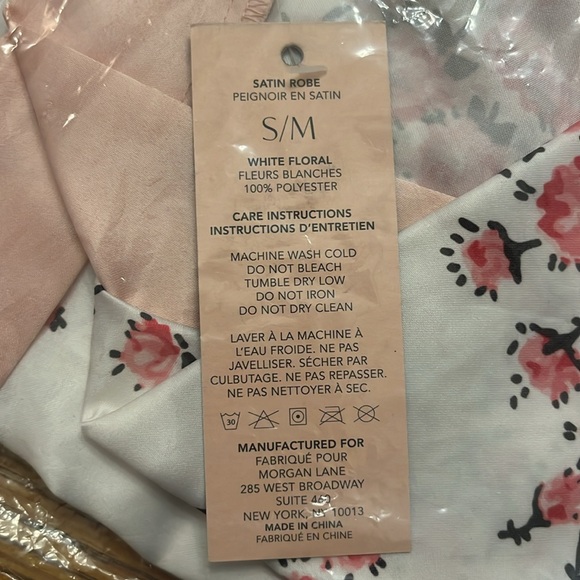 NEW Morgan Lane X FabFitFun Satin Floral Pink & White Tie Waist Robe - Size S/M - Picture 4 of 4